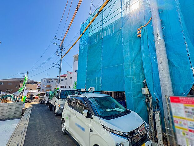 【前面道路】車の通行が少ないので、静かな住環境を維持することができます。