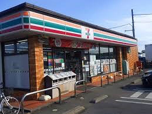コンビニ 650m セブいいイレブンさいたま中野林中郷店