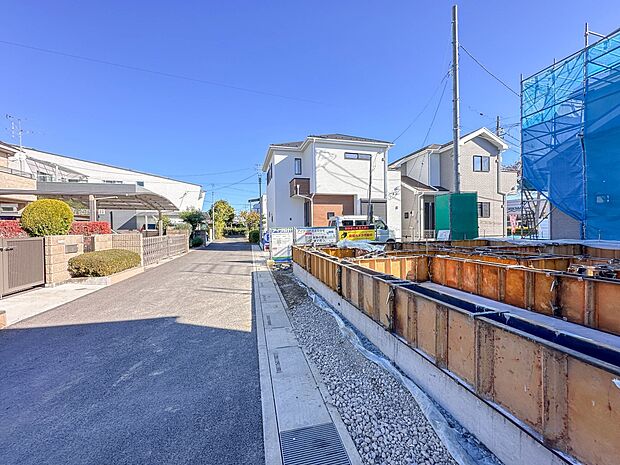 ここから始まる「日常」はご家族にとってかけがえのない時間となります。少しでも豊かに、快適に。そんな想いから本邸宅は生まれました。