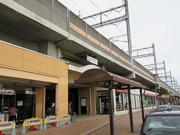 駅 3440m 与野本町駅(さいたま市の心臓部です。中央区役所をはじめ、行政・公共サービス機関の多くが与野本町駅周辺に置かれています。行政地区は駅北側に広がり、南側は住宅地区になっています。…