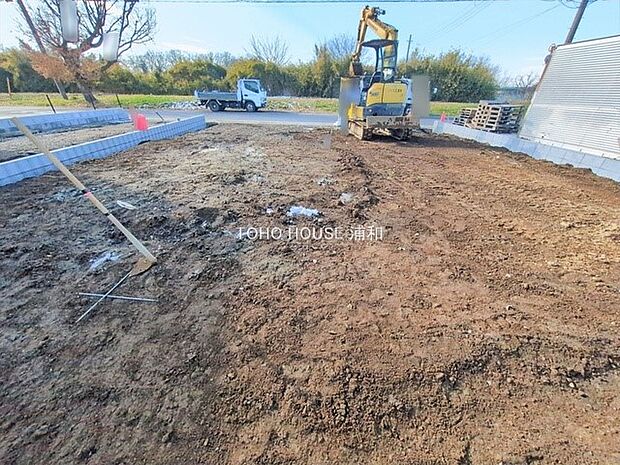 1号棟【外観】家族の温かさと陽光の暖かさ、楽しい毎日と明るい未来を予感させる「空間が織り成すひとつ先の住み心地」を演出します。