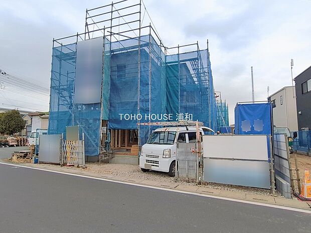 1号棟【外観】家族の温かさと陽光の暖かさ、楽しい毎日と明るい未来を予感させる「空間が織り成すひとつ先の住み心地」を演出します。