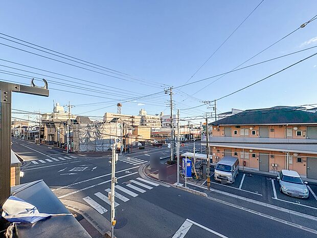 【眺望】眺望や窓からの景色が良いと、家で過ごす時間も快適です。