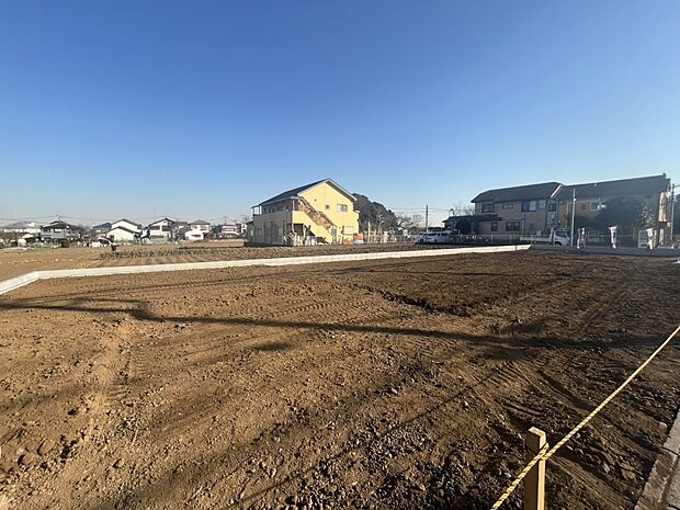 家は一生のお買物。自分ならではの家族ならではの、家にしたい。書斎を設ける。子どものプレイングルームを設ける。趣味のオーディオルームを設置する。夢を追うオンリーワンの家です。