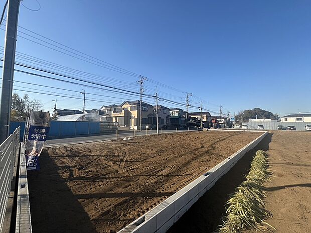 【ひとつ先の住み心地】家族の温かさと陽光の暖かさ、楽しい毎日と明るい未来を予感させる「空間が織り成すひとつ先の住み心地」を演出します。