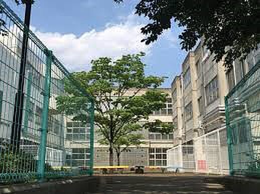 小学校 691m 川口市立木曽呂小学校