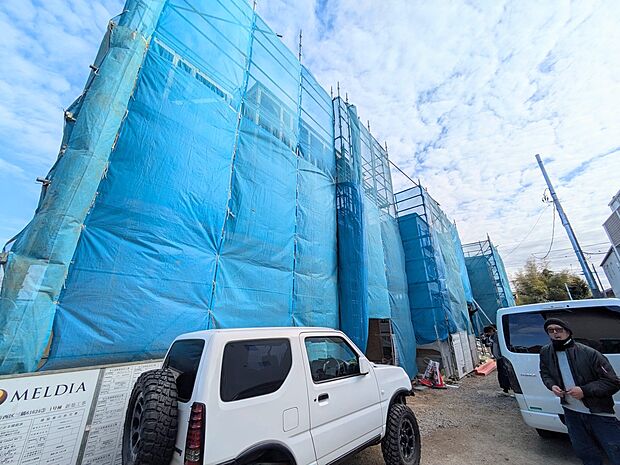 【外観】ここから始まる「日常」はご家族にとってかけがえのない時間となります。少しでも豊かに、快適に。そんな想いから本邸宅は生まれました。　