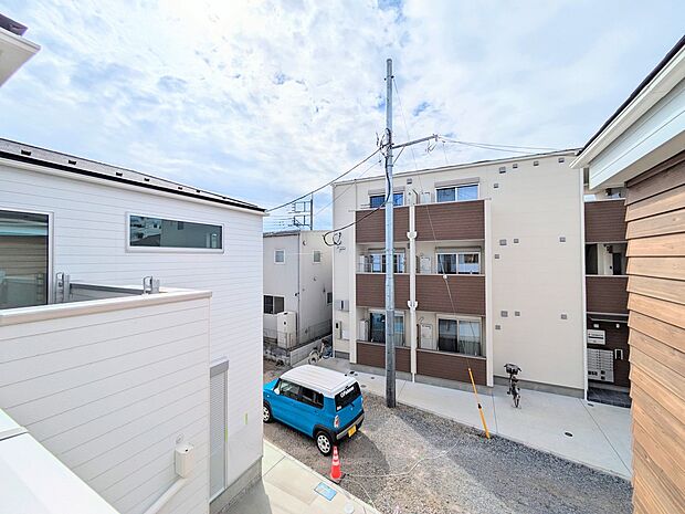 【眺望】眺望や窓からの景色が良いと、家で過ごす時間も快適です。