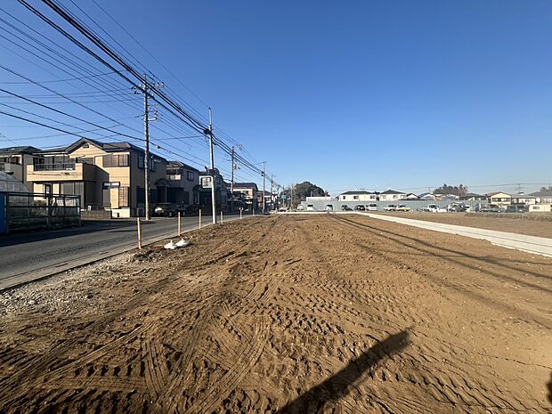 毎日の生活にマイカーが必須という方は、購入を検討する際、駐車場があるか要チェックです。