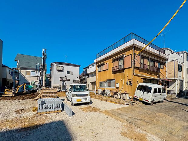 【前面道路】車の通行が少ないので、静かな住環境を維持することができます。