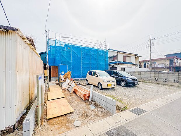 【前面道路】車の通行が少ないので、静かな住環境を維持することができます。