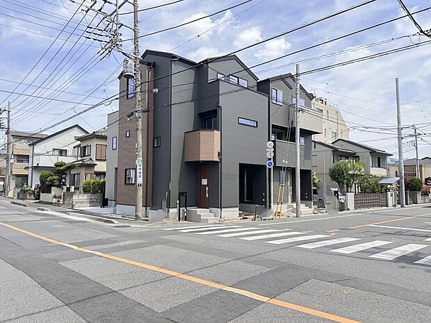 こちらの物件が少しでも気になるようでしたら、お気軽にお問合せください。人生でいちばん大きなお買い物ですので、ゆっくりご見学ください。ネット上の画像と実際の見学では、リアル感がまるで違います。…