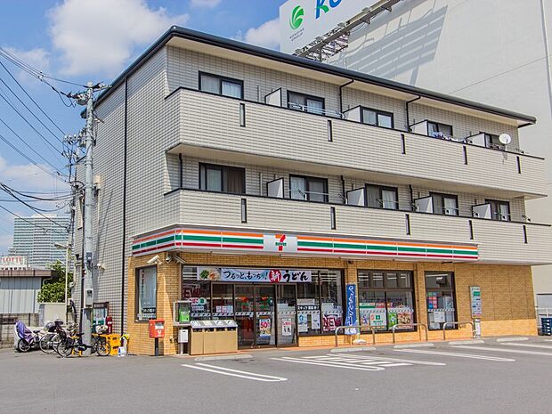 コンビニ 160m セブンイレブン浦和白幡店(セブンイレブンは近くて便利を掲げています。)