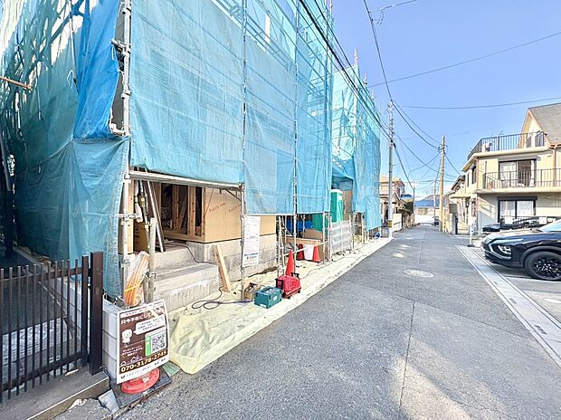 【前面道路】車の通行が少ないので、静かな住環境を維持することができます。