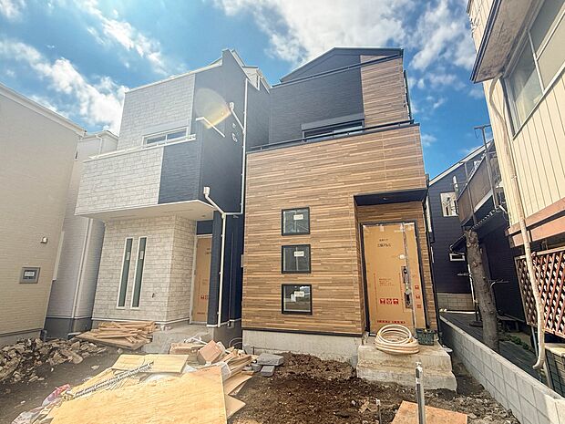 A号棟【外観】陽当りや通風性など各所に施された工夫で住みやすさを実現。部屋の大きさや周辺環境・街並など、資料には掲載していない情報が現地にはたくさんございます。是非ご確認下さい。