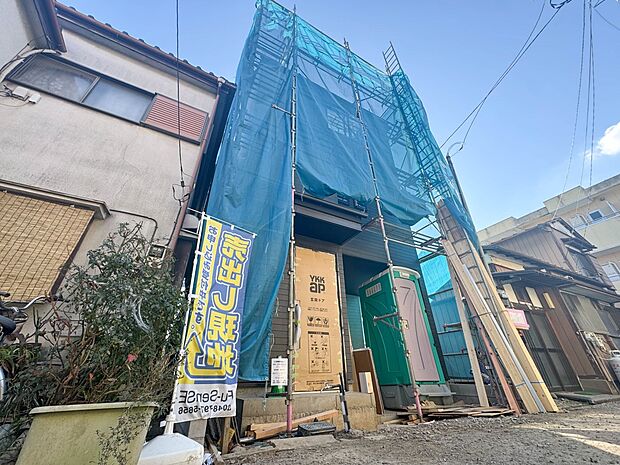 【外観】家は一生のお買物。自分ならではの家族ならではの、家にしたい。書斎を設ける。子どものプレイングルームを設ける。趣味のオーディオルームを設置する。夢を追うオンリーワンの家です。