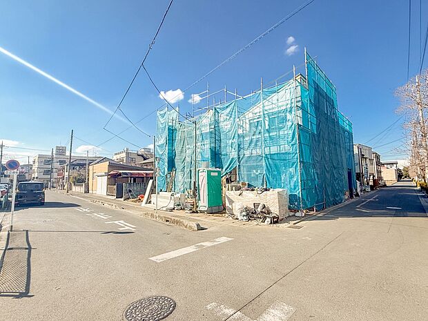 D号棟【前面道路幅員7.73m】車の通行が少ないので、静かな住環境を維持することができます。