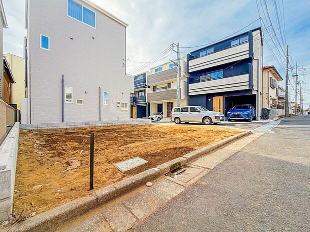 【外観-2号棟-】周辺環境・街並など、資料には掲載していない情報が現地にはたくさんございます。是非現地をご確認下さい。