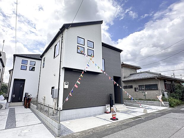 【外観】こちらの物件が少しでも気になるようでしたら、お気軽にお問合せください。人生でいちばん大きなお買い物ですので、ゆっくりご見学ください。ネット上の画像と実際の見学では、リアル感がまるで違…