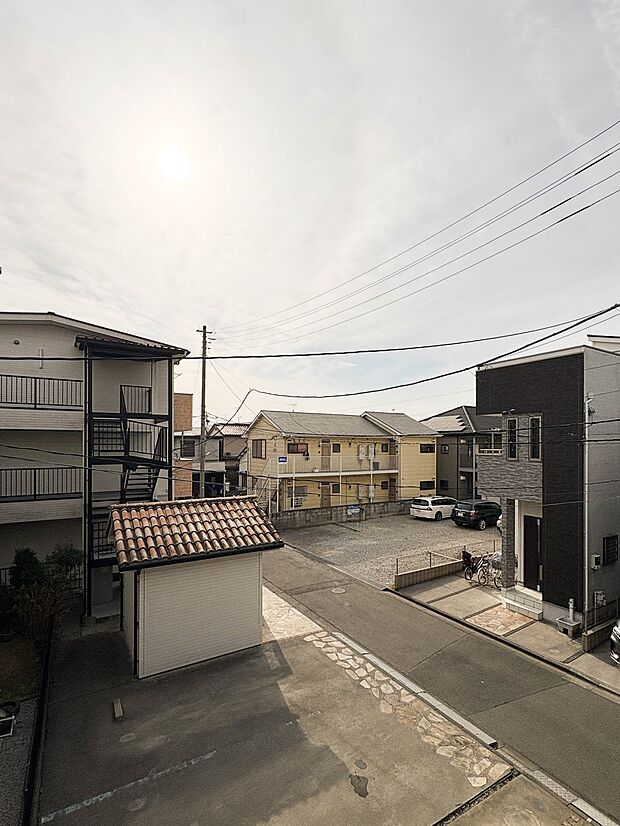 【眺望】眺望や窓からの景色が良いと、家で過ごす時間も快適です。