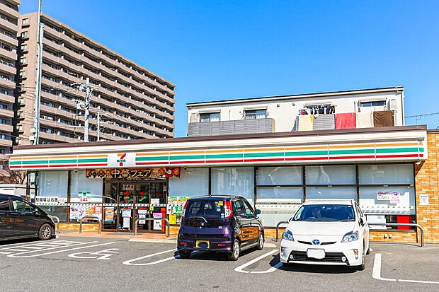 コンビニ 450m セブンイレブン戸田喜沢南2丁目店(セブンイレブンは近くて便利を掲げています。近くとは、心の近さ。便利とはモノが期待以上の品質でお客さまに届くこと。セブン銀行など新しいサー…