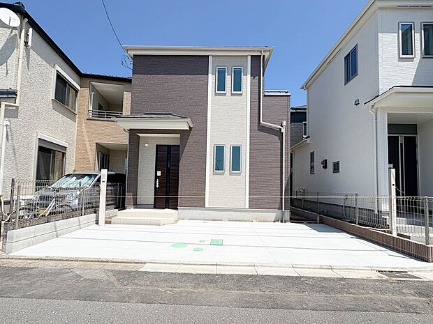 家族の温かさと陽光の暖かさ、楽しい毎日と明るい未来を予感させる「空間が織り成すひとつ先の住み心地」を演出します。
