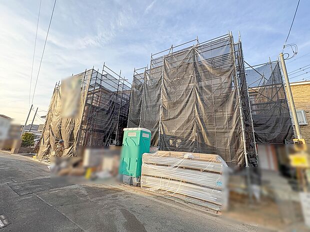 【外観】ここから始まる「日常」はご家族にとってかけがえのない時間となります。少しでも豊かに、快適に。そんな想いから本邸宅は生まれました。　