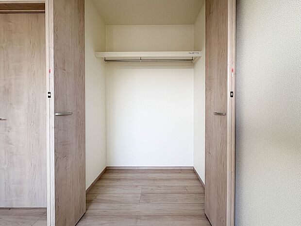 【収納】各部屋を最大限に広く使って頂ける様、全居住スペースに収納付。プライベートルームはゆったりと快適に。