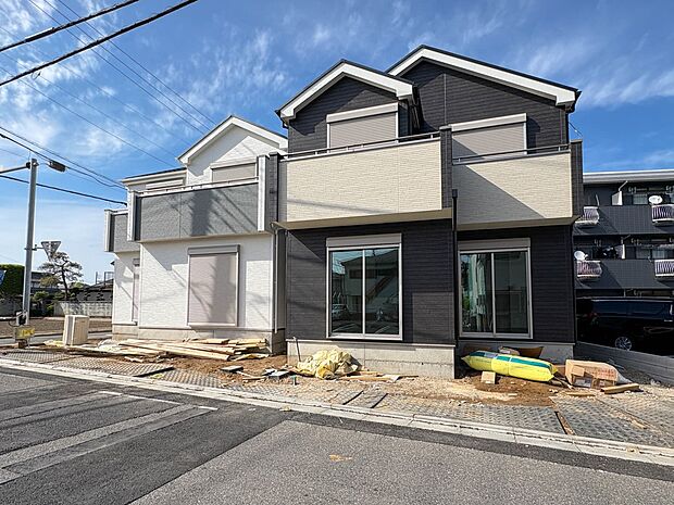 車の通行が少ないので、静かな住環境を維持することができます。