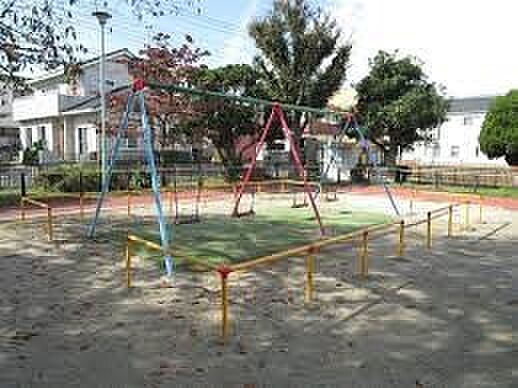 公園 350m 新井町公園