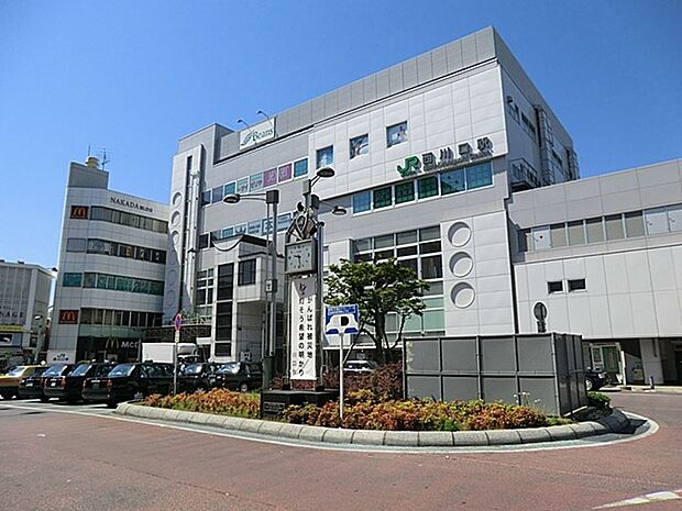 駅 880m 西川口駅(1954年に開業した西川口駅。現在はJR京浜東北線の停車駅です。東口側に駅ビルbeans西川口が併設されており、駅前には東武ストア、イオンモールなどがあります。都心に…