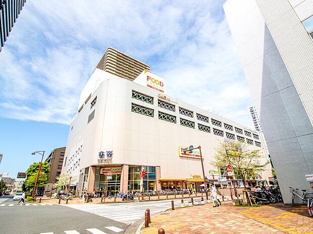 スーパー 230m フードガーデン