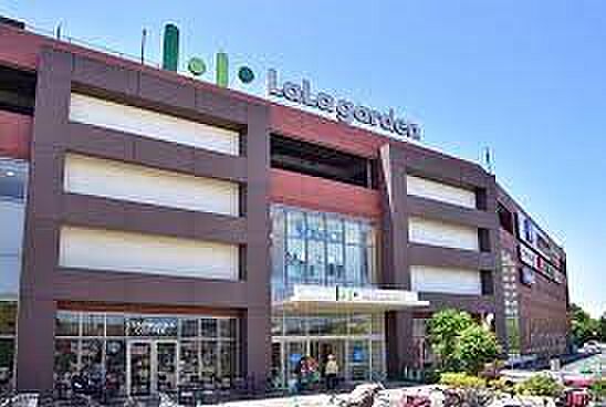 ショッピングセンター 1100m ララガーデン川口