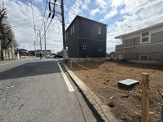 【外観】こちらの物件が少しでも気になるようでしたら、お気軽にお問合せください。人生でいちばん大きなお買い物ですので、ゆっくりご見学ください。ネット上の画像と実際の見学では、リアル感がまるで違…