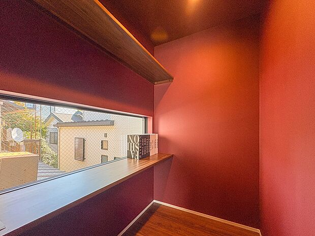 こちらの物件に少しでもご興味がありましたら、お気軽にお電話下さい。ネット上で「見えない物」「わからない事」でも、実際にご見学いただくことで、手に取るようにおわかりいただけるはずです。