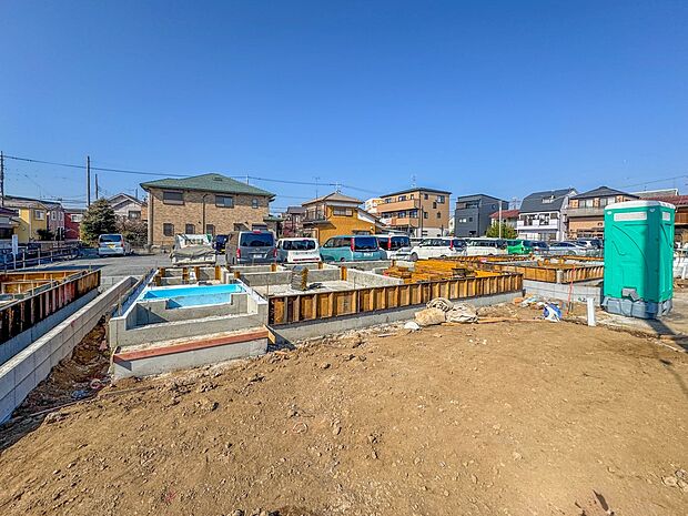 【外観】陽当りや通風性など各所に施された工夫で住みやすさを実現。部屋の大きさや周辺環境・街並など、資料には掲載していない情報が現地にはたくさんございます。是非ご確認下さい。