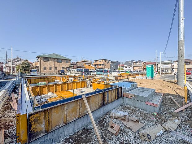 【外観】陽当りや通風性など各所に施された工夫で住みやすさを実現。部屋の大きさや周辺環境・街並など、資料には掲載していない情報が現地にはたくさんございます。是非ご確認下さい。