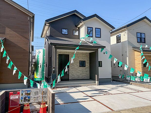 3号棟【外観】陽当りや通風性など各所に施された工夫で住みやすさを実現。部屋の大きさや周辺環境・街並など、資料には掲載していない情報が現地にはたくさんございます。是非ご確認下さい。