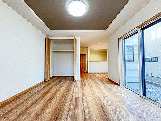 【LDK19帖】整然とした空間演出、快適な理想の暮らしの実現は家のみの拘りではなく、そこで暮らす方々にとって素敵な環境であることも挙げられると思います。四季折々の変化が奏でる鼓動を楽しんで下…