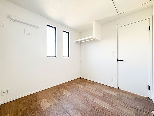 【居室4.2帖】充実した生活は伸びやかな居室空間から始まります。快適に・伸びやかに。心の潤いを求める方々へ。