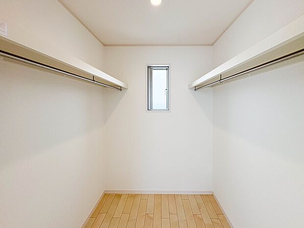 【収納】各部屋を最大限に広く使って頂ける様、全居住スペースに収納付。プライベートルームはゆったりと快適に。