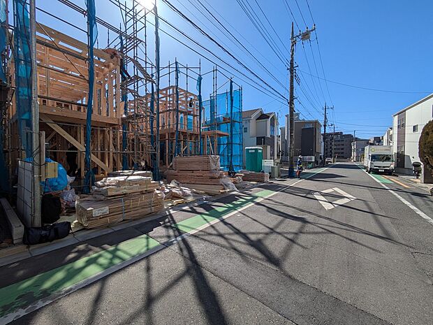 ここから始まる「日常」はご家族にとってかけがえのない時間となります。少しでも豊かに、快適に。そんな想いから本邸宅は生まれました。　