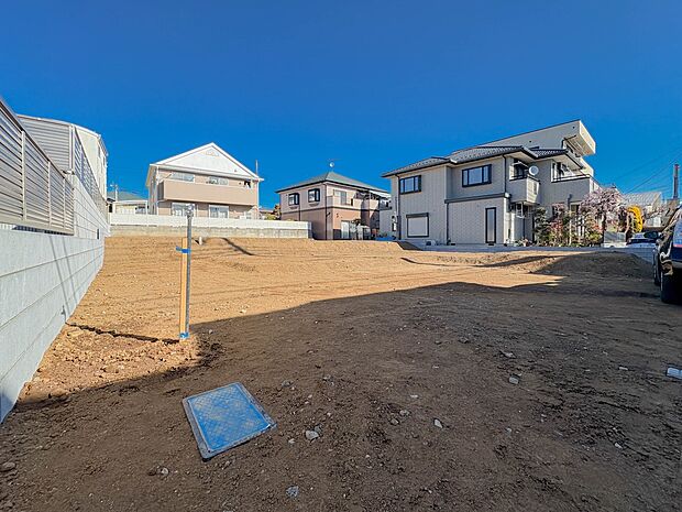 【外観】こちらの物件が少しでも気になるようでしたら、お気軽にお問合せください。人生でいちばん大きなお買い物ですので、ゆっくりご見学ください。ネット上の画像と実際の見学では、リアル感がまるで違…