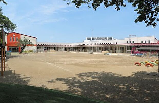 幼稚園・保育園 450m はくつる幼稚園(はくつる幼稚園 徒歩6分)