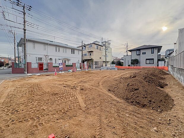 【外観】陽当りや通風性など各所に施された工夫で住みやすさを実現。部屋の大きさや周辺環境・街並など、資料には掲載していない情報が現地にはたくさんございます。是非ご確認下さい。