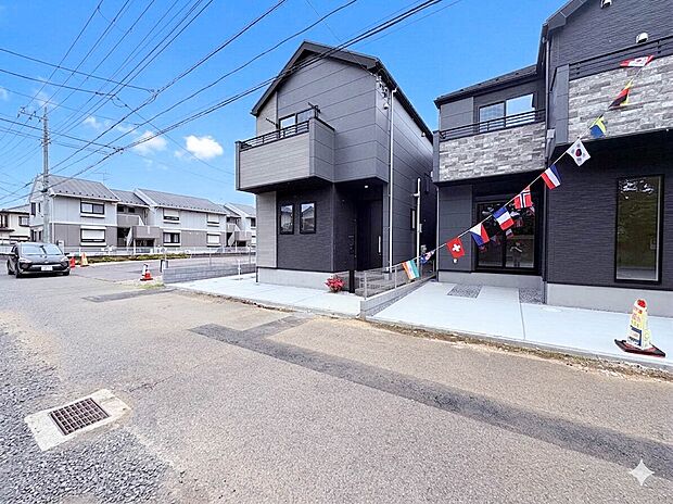 車の通行が少ないので、静かな住環境を維持することができます。