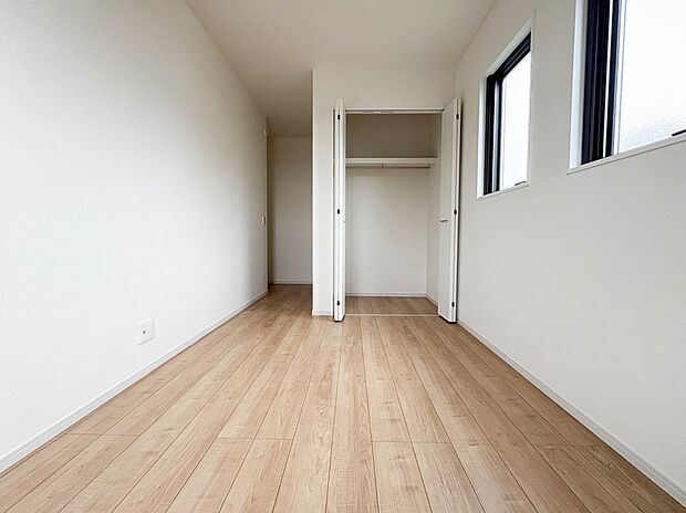 充実した生活は伸びやかな居室空間から始まります。快適に・伸びやかに。心の潤いを求める方々へ。