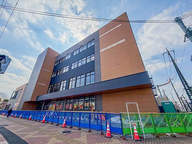 ショッピングセンター 1900m イオンタウン東浦和(イオンタウン東浦和(2026年春オープン予定のイオンタウン東浦和、ショッピングの幅が増えるのは勿論、東浦和の駅前が華やかになります))