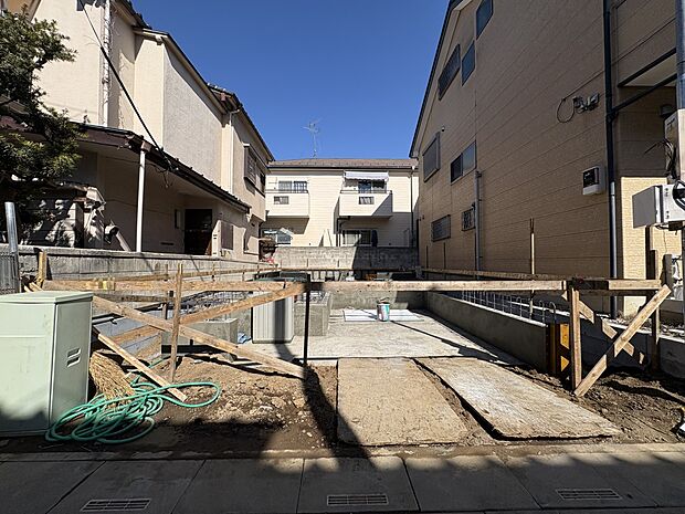 【ひとつ先の住み心地】家族の温かさと陽光の暖かさ、楽しい毎日と明るい未来を予感させる「空間が織り成すひとつ先の住み心地」を演出します。