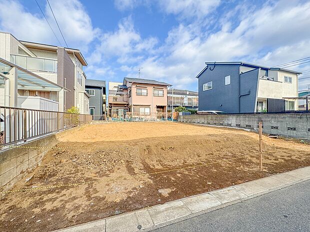 【外観】どこにいても快適に過ごせる住まいは、明るく清潔感あふれる空間。帰るたびにリラックスできる安らぎの場を提供します。